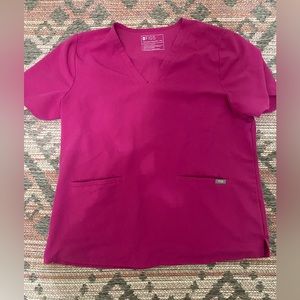 Figs Three Pocket Scrub Top
